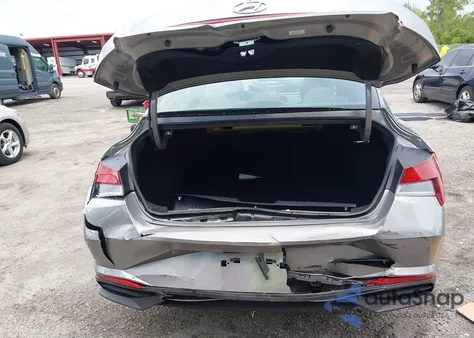 2023 Hyundai Elantra Sel z USA, uszkodzony, nr VIN KMHLS4AG0PU523902